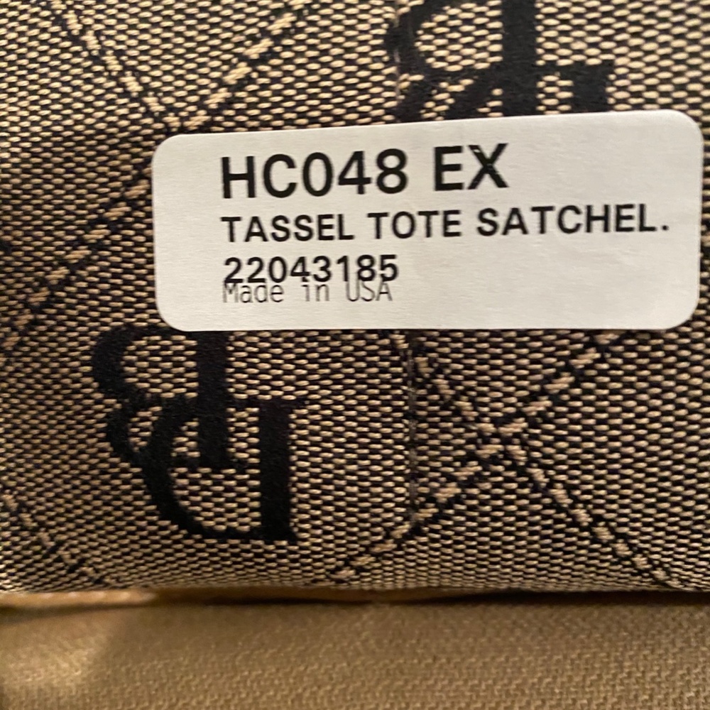 Dooney & Bourke Vintage Logo Tassel Tote Satchel - Picture 10 of 10